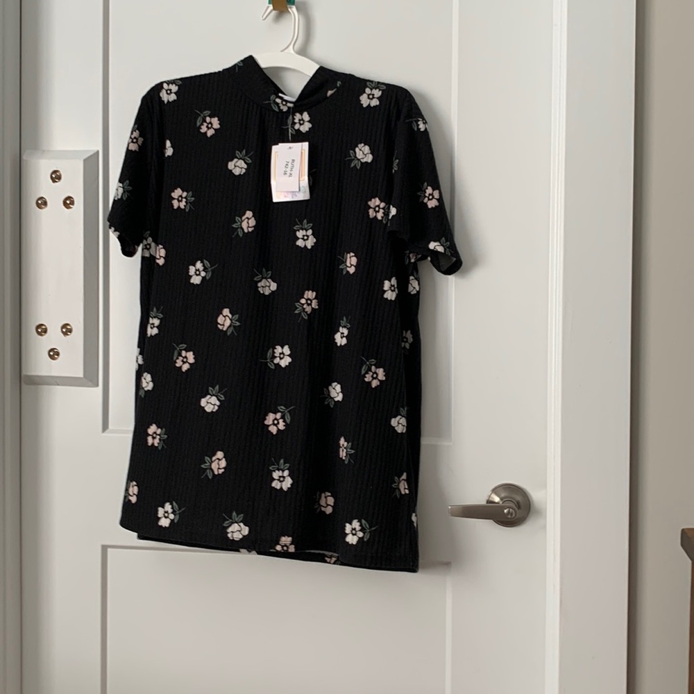 Lularoe Ruth xl new with tags black background with flowers